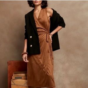 Banana Republic Vegan Suede sleeveless wrap dress 00P